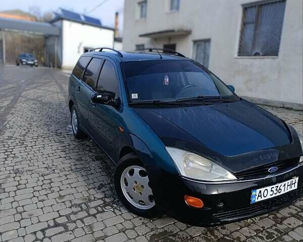 Зеленый Форд Фокус, объемом двигателя 1.75 л и пробегом 250 тыс. км за 2150 $, фото 1 на Automoto.ua