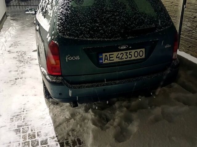 Зеленый Форд Фокус, объемом двигателя 1.8 л и пробегом 214 тыс. км за 2900 $, фото 1 на Automoto.ua