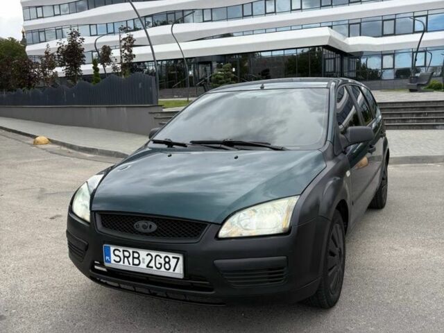 Зеленый Форд Фокус, объемом двигателя 2 л и пробегом 450 тыс. км за 2399 $, фото 1 на Automoto.ua