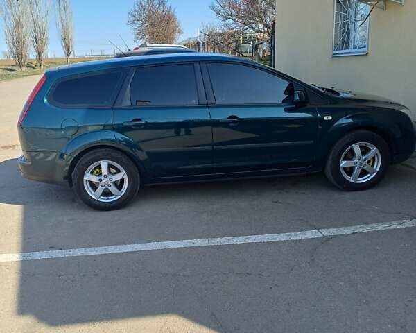 Зелений Форд Фокус, об'ємом двигуна 1.6 л та пробігом 230 тис. км за 5300 $, фото 1 на Automoto.ua