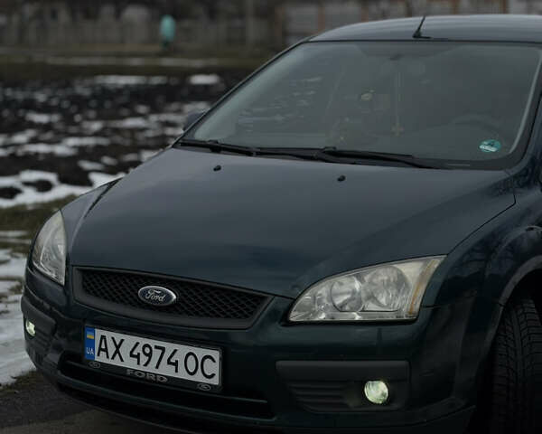 Зеленый Форд Фокус, объемом двигателя 1.6 л и пробегом 242 тыс. км за 5000 $, фото 1 на Automoto.ua