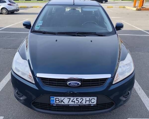 Зеленый Форд Фокус, объемом двигателя 1.6 л и пробегом 297 тыс. км за 5600 $, фото 1 на Automoto.ua