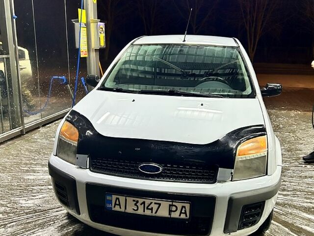 Білий Форд Фьюжен, об'ємом двигуна 1.4 л та пробігом 247 тис. км за 5777 $, фото 1 на Automoto.ua