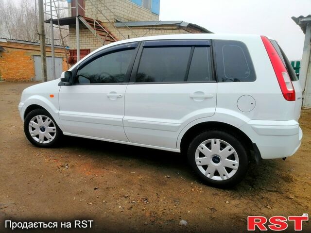 Білий Форд Фьюжен, об'ємом двигуна 14 л та пробігом 147 тис. км за 5900 $, фото 1 на Automoto.ua