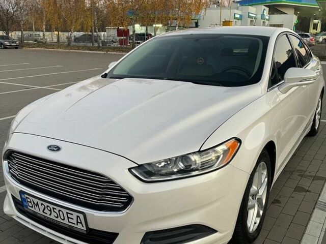 Білий Форд Фьюжен, об'ємом двигуна 2.5 л та пробігом 160 тис. км за 9900 $, фото 1 на Automoto.ua