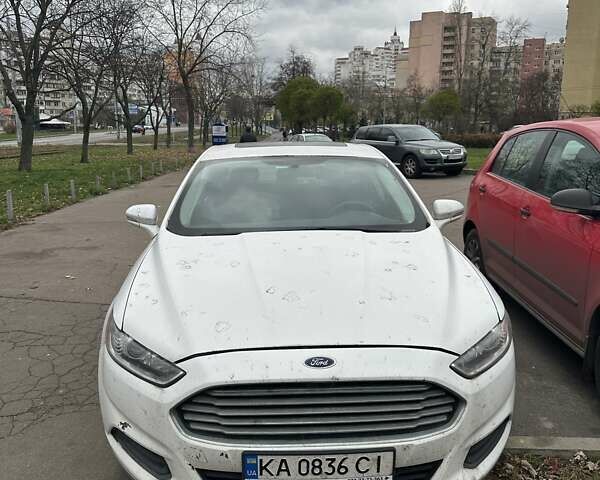 Білий Форд Фьюжен, об'ємом двигуна 2.5 л та пробігом 117 тис. км за 8500 $, фото 1 на Automoto.ua