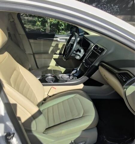 Белый Форд Фьюжн, объемом двигателя 2 л и пробегом 3 тыс. км за 9000 $, фото 1 на Automoto.ua