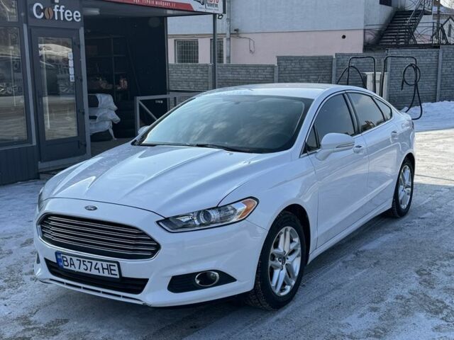 Белый Форд Фьюжн, объемом двигателя 1.6 л и пробегом 164 тыс. км за 9400 $, фото 1 на Automoto.ua