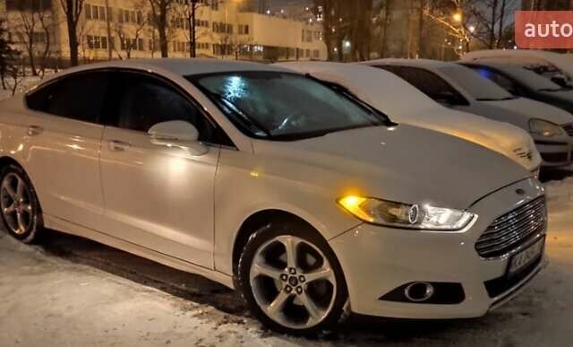 Білий Форд Фьюжен, об'ємом двигуна 1.5 л та пробігом 197 тис. км за 9999 $, фото 1 на Automoto.ua