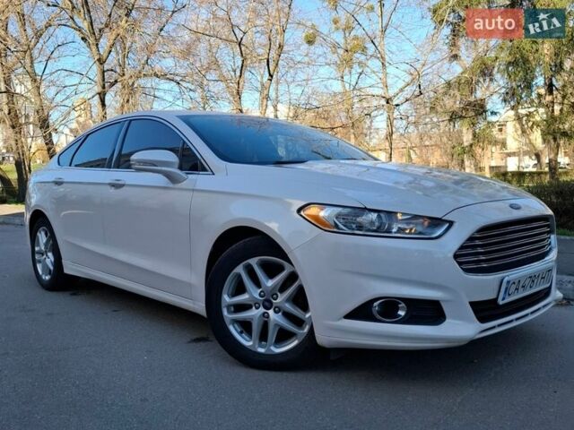 Білий Форд Фьюжен, об'ємом двигуна 1.6 л та пробігом 109 тис. км за 8700 $, фото 1 на Automoto.ua