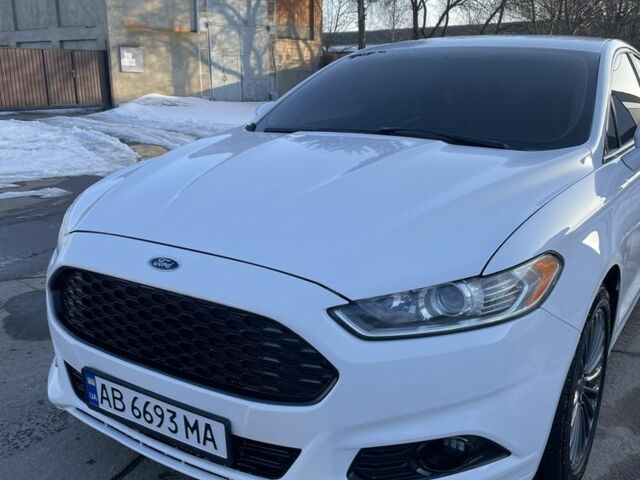Белый Форд Фьюжн, объемом двигателя 2 л и пробегом 204 тыс. км за 8700 $, фото 1 на Automoto.ua