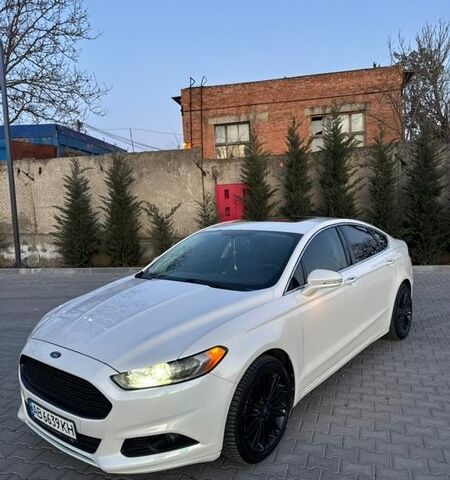 Білий Форд Фьюжен, об'ємом двигуна 1.6 л та пробігом 164 тис. км за 8800 $, фото 1 на Automoto.ua