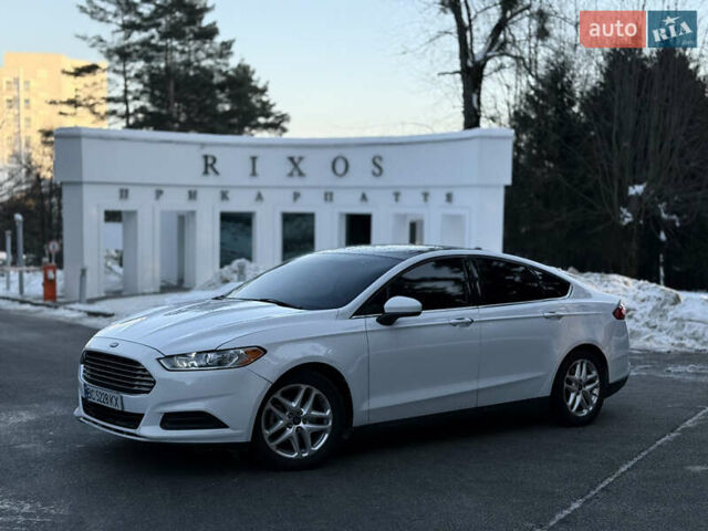 Белый Форд Фьюжн, объемом двигателя 2.49 л и пробегом 171 тыс. км за 9600 $, фото 1 на Automoto.ua
