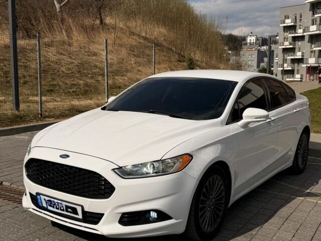 Білий Форд Фьюжен, об'ємом двигуна 2 л та пробігом 205 тис. км за 8800 $, фото 1 на Automoto.ua