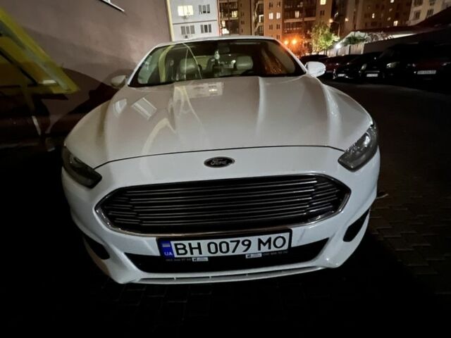 Белый Форд Фьюжн, объемом двигателя 1.6 л и пробегом 229 тыс. км за 8200 $, фото 1 на Automoto.ua