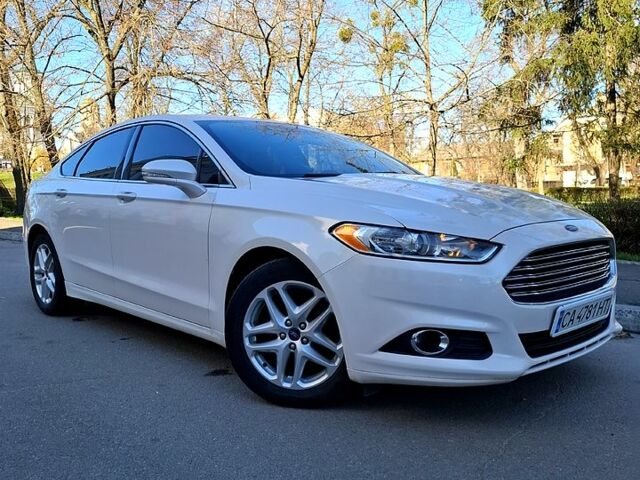 Білий Форд Фьюжен, об'ємом двигуна 1.6 л та пробігом 109 тис. км за 8700 $, фото 1 на Automoto.ua