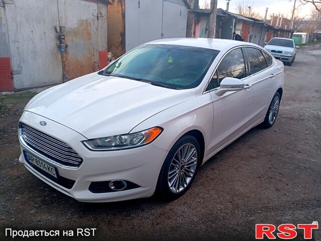 Білий Форд Фьюжен, об'ємом двигуна 2 л та пробігом 163 тис. км за 10700 $, фото 1 на Automoto.ua