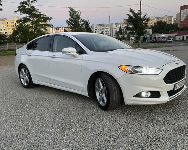 Білий Форд Фьюжен, об'ємом двигуна 2.5 л та пробігом 270 тис. км за 8600 $, фото 1 на Automoto.ua