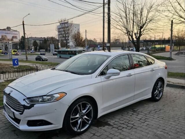 Білий Форд Фьюжен, об'ємом двигуна 2 л та пробігом 220 тис. км за 8600 $, фото 1 на Automoto.ua