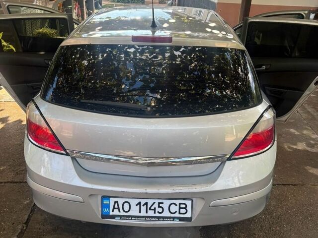 Білий Форд Фьюжен, об'ємом двигуна 2.49 л та пробігом 230 тис. км за 7800 $, фото 1 на Automoto.ua
