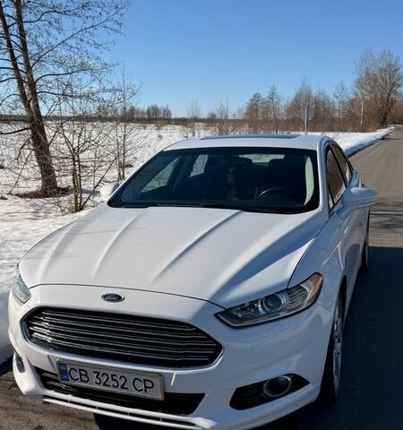 Белый Форд Фьюжн, объемом двигателя 2.5 л и пробегом 277 тыс. км за 9300 $, фото 1 на Automoto.ua