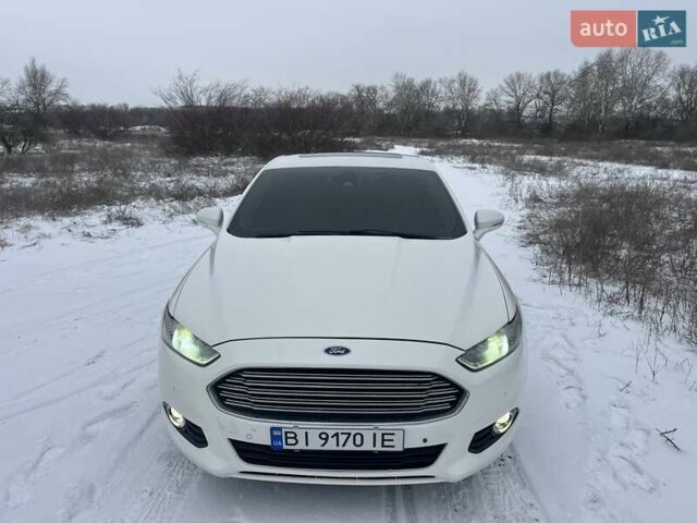Білий Форд Фьюжен, об'ємом двигуна 2 л та пробігом 248 тис. км за 11250 $, фото 1 на Automoto.ua