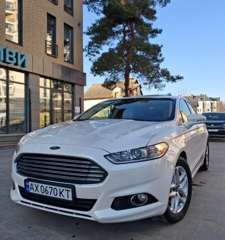 Белый Форд Фьюжн, объемом двигателя 1.5 л и пробегом 164 тыс. км за 9300 $, фото 1 на Automoto.ua