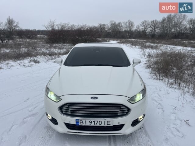 Белый Форд Фьюжн, объемом двигателя 2 л и пробегом 248 тыс. км за 11250 $, фото 1 на Automoto.ua
