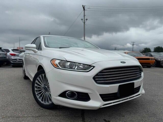 Белый Форд Фьюжн, объемом двигателя 2 л и пробегом 81 тыс. км за 4800 $, фото 1 на Automoto.ua