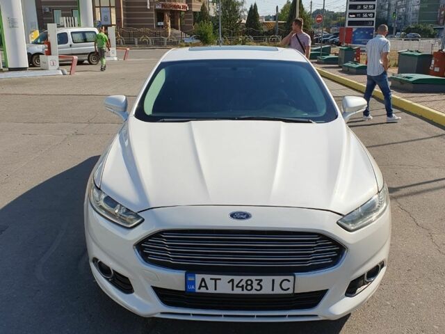 Белый Форд Фьюжн, объемом двигателя 2 л и пробегом 141 тыс. км за 11500 $, фото 1 на Automoto.ua