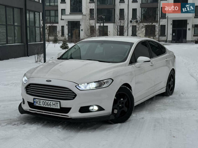 Белый Форд Фьюжн, объемом двигателя 2.5 л и пробегом 240 тыс. км за 8450 $, фото 1 на Automoto.ua