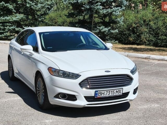 Белый Форд Фьюжн, объемом двигателя 2 л и пробегом 177 тыс. км за 10100 $, фото 1 на Automoto.ua