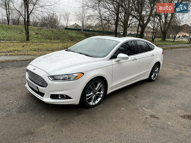 Белый Форд Фьюжн, объемом двигателя 2 л и пробегом 150 тыс. км за 12900 $, фото 1 на Automoto.ua