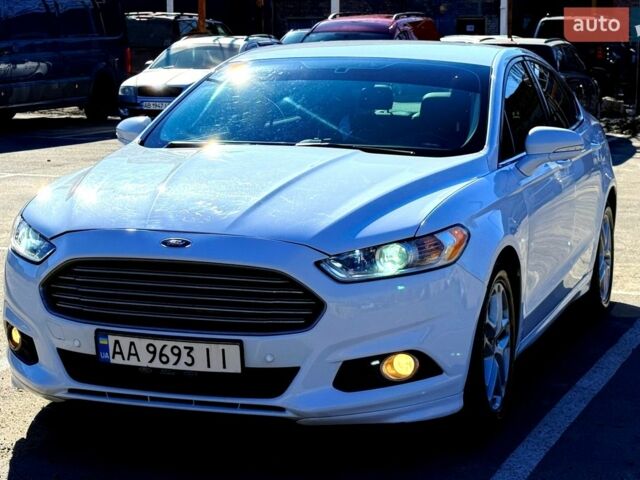 Белый Форд Фьюжн, объемом двигателя 1.5 л и пробегом 164 тыс. км за 8400 $, фото 1 на Automoto.ua