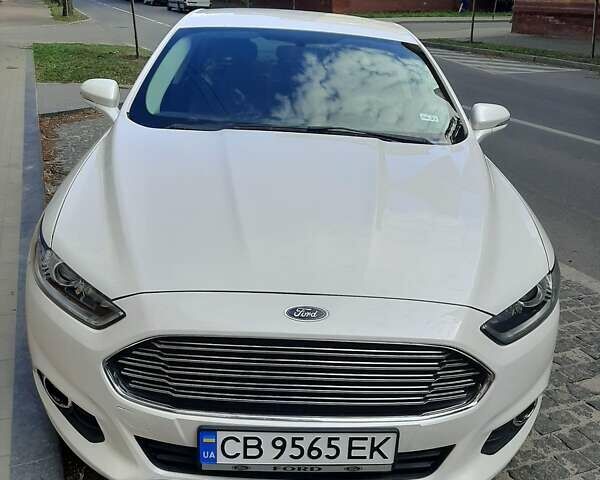 Білий Форд Фьюжен, об'ємом двигуна 2 л та пробігом 155 тис. км за 13700 $, фото 1 на Automoto.ua