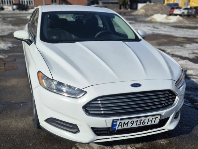 Білий Форд Фьюжен, об'ємом двигуна 2.5 л та пробігом 265 тис. км за 9300 $, фото 1 на Automoto.ua