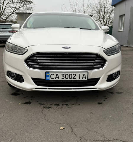 Белый Форд Фьюжн, объемом двигателя 2.5 л и пробегом 240 тыс. км за 9300 $, фото 1 на Automoto.ua