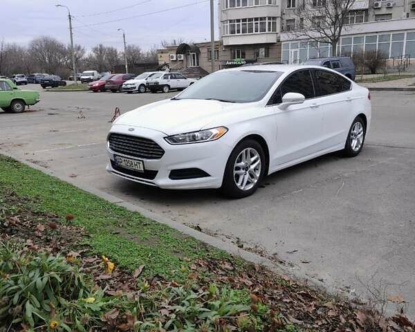 Білий Форд Фьюжен, об'ємом двигуна 2.49 л та пробігом 130 тис. км за 11300 $, фото 1 на Automoto.ua