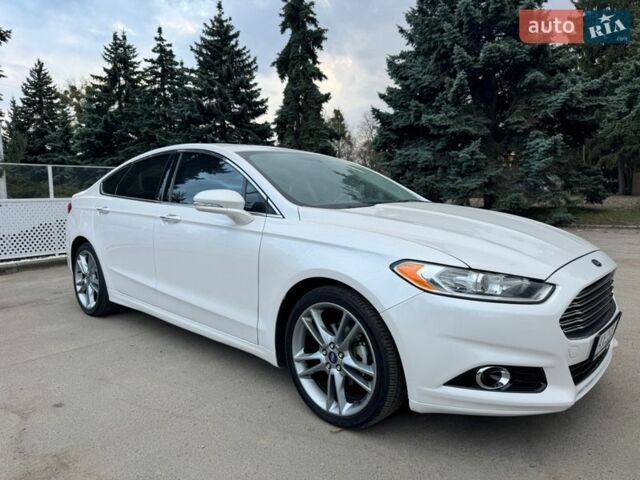 Білий Форд Фьюжен, об'ємом двигуна 2 л та пробігом 169 тис. км за 11700 $, фото 1 на Automoto.ua