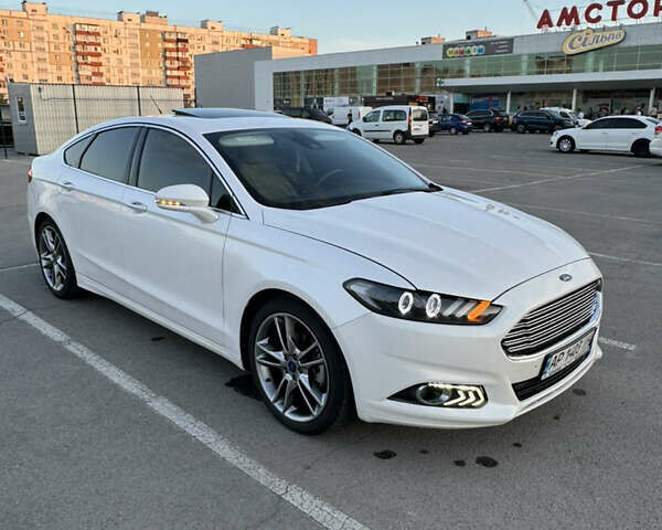 Білий Форд Фьюжен, об'ємом двигуна 2 л та пробігом 115 тис. км за 11500 $, фото 1 на Automoto.ua