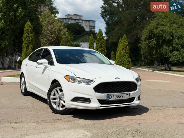 Білий Форд Фьюжен, об'ємом двигуна 2.5 л та пробігом 129 тис. км за 7999 $, фото 1 на Automoto.ua