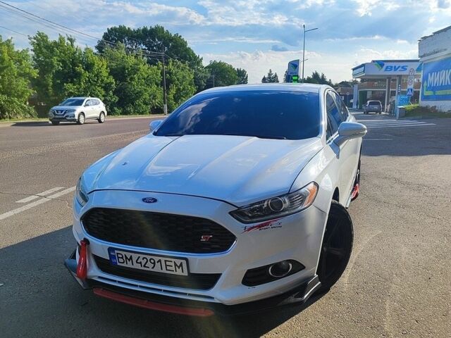 Белый Форд Фьюжн, объемом двигателя 2.49 л и пробегом 254 тыс. км за 9100 $, фото 1 на Automoto.ua
