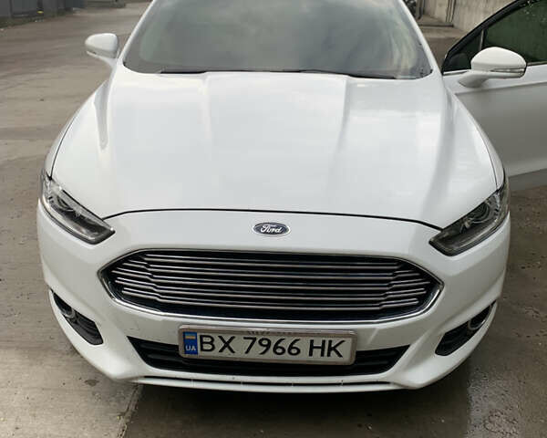 Білий Форд Фьюжен, об'ємом двигуна 2.5 л та пробігом 183 тис. км за 11000 $, фото 1 на Automoto.ua