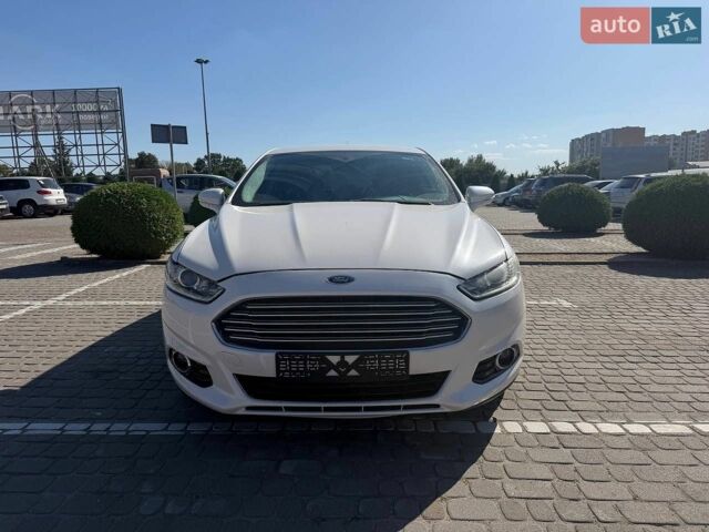 Білий Форд Фьюжен, об'ємом двигуна 2 л та пробігом 231 тис. км за 12000 $, фото 1 на Automoto.ua