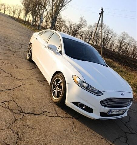 Белый Форд Фьюжн, объемом двигателя 1.5 л и пробегом 183 тыс. км за 9800 $, фото 1 на Automoto.ua