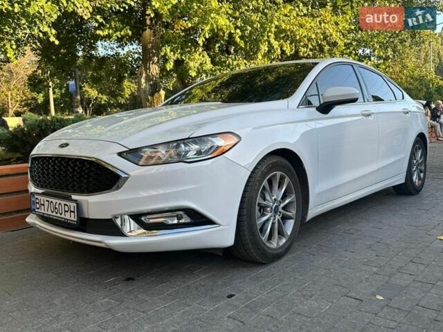 Білий Форд Фьюжен, об'ємом двигуна 2.49 л та пробігом 184 тис. км за 12000 $, фото 1 на Automoto.ua