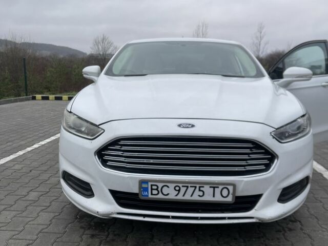 Білий Форд Фьюжен, об'ємом двигуна 2.5 л та пробігом 242 тис. км за 6900 $, фото 1 на Automoto.ua