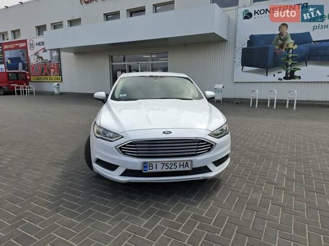 Белый Форд Фьюжн, объемом двигателя 2.5 л и пробегом 103 тыс. км за 12606 $, фото 1 на Automoto.ua