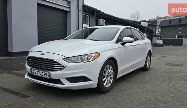 Білий Форд Фьюжен, об'ємом двигуна 2.5 л та пробігом 151 тис. км за 10700 $, фото 1 на Automoto.ua