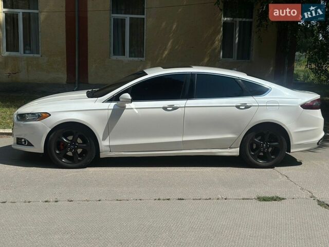 Белый Форд Фьюжн, объемом двигателя 2 л и пробегом 234 тыс. км за 9150 $, фото 1 на Automoto.ua